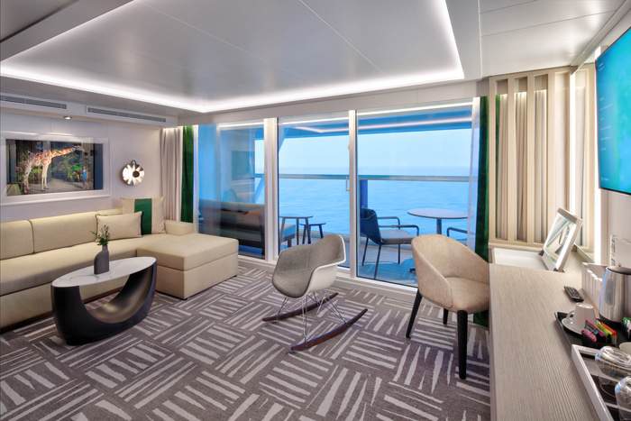 Celebrity Cruises, Celebrity Beyond, Celebrity Suite Living Room ©CEL.jpg